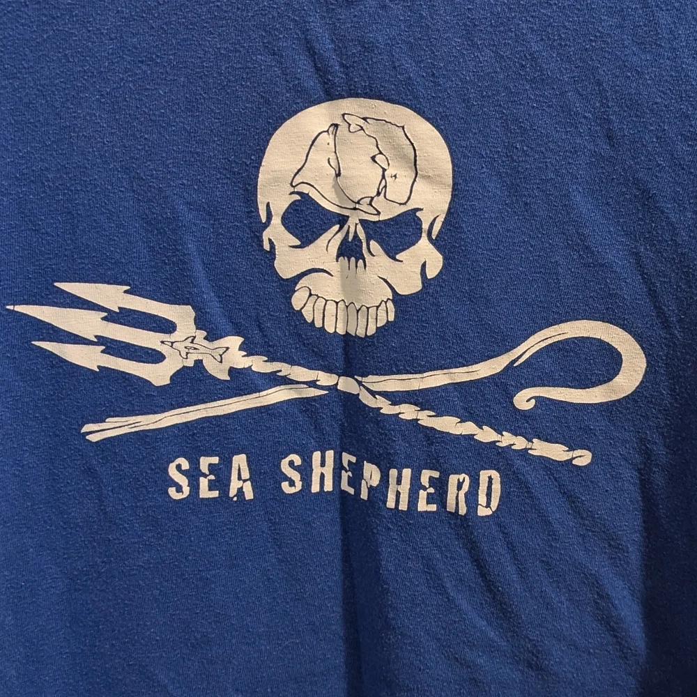 Sea Shepherd Blue Skull And Crossbones T-Shirt